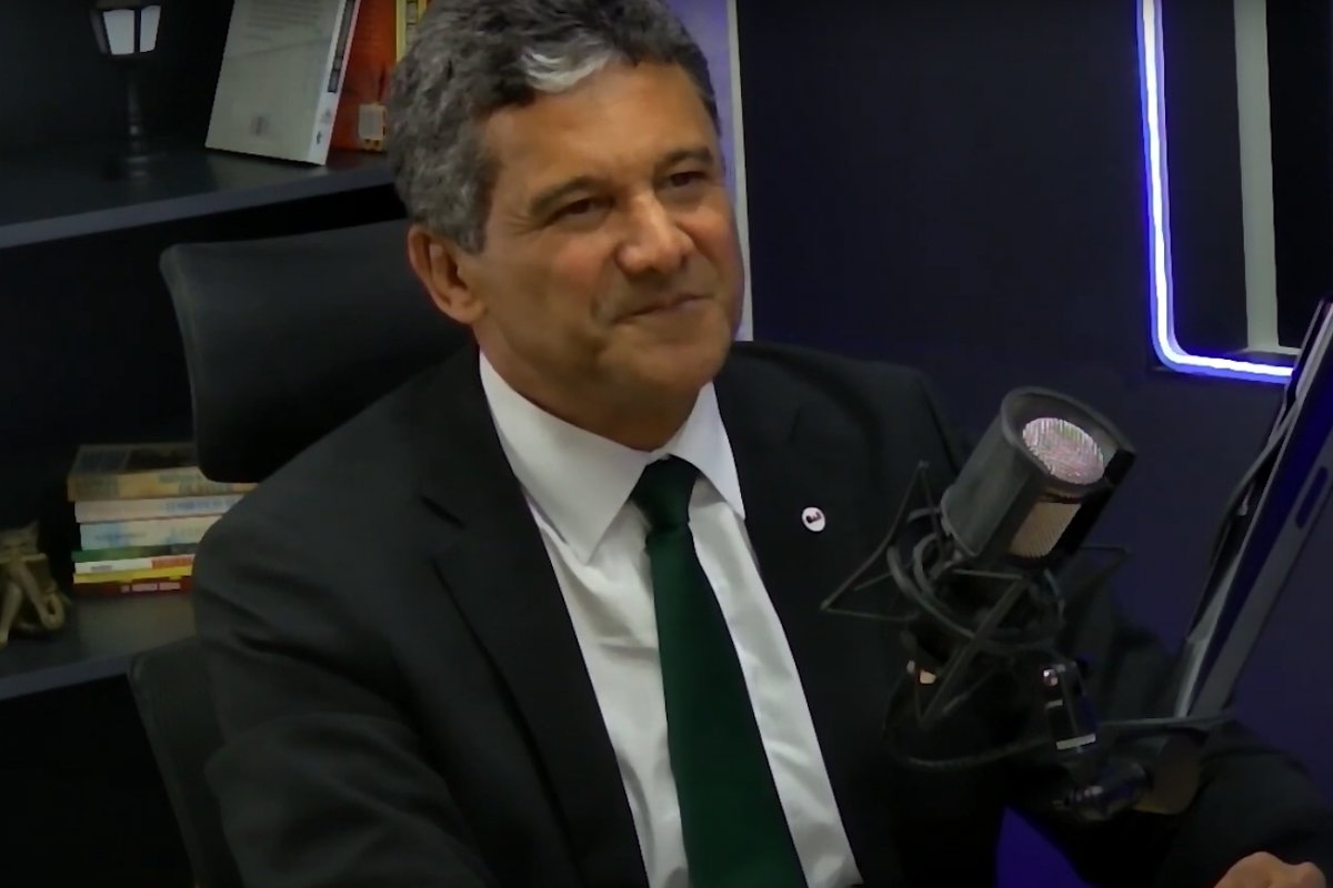 Vídeo: "Isso é uma ilegalidade", diz Vivaldo Amaral sobre Crime Eleitoral