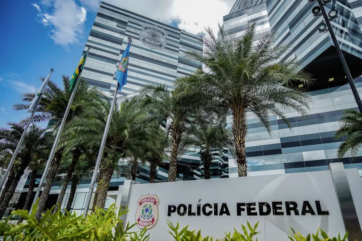 Polícia Federal marca depoimento de ex-corregedor da Receita Federal
