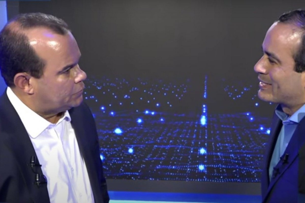 “Me impressiono com a capacidade que o candidato tem para mudar de lado", diz Bruno Reis para Geraldo Jr.