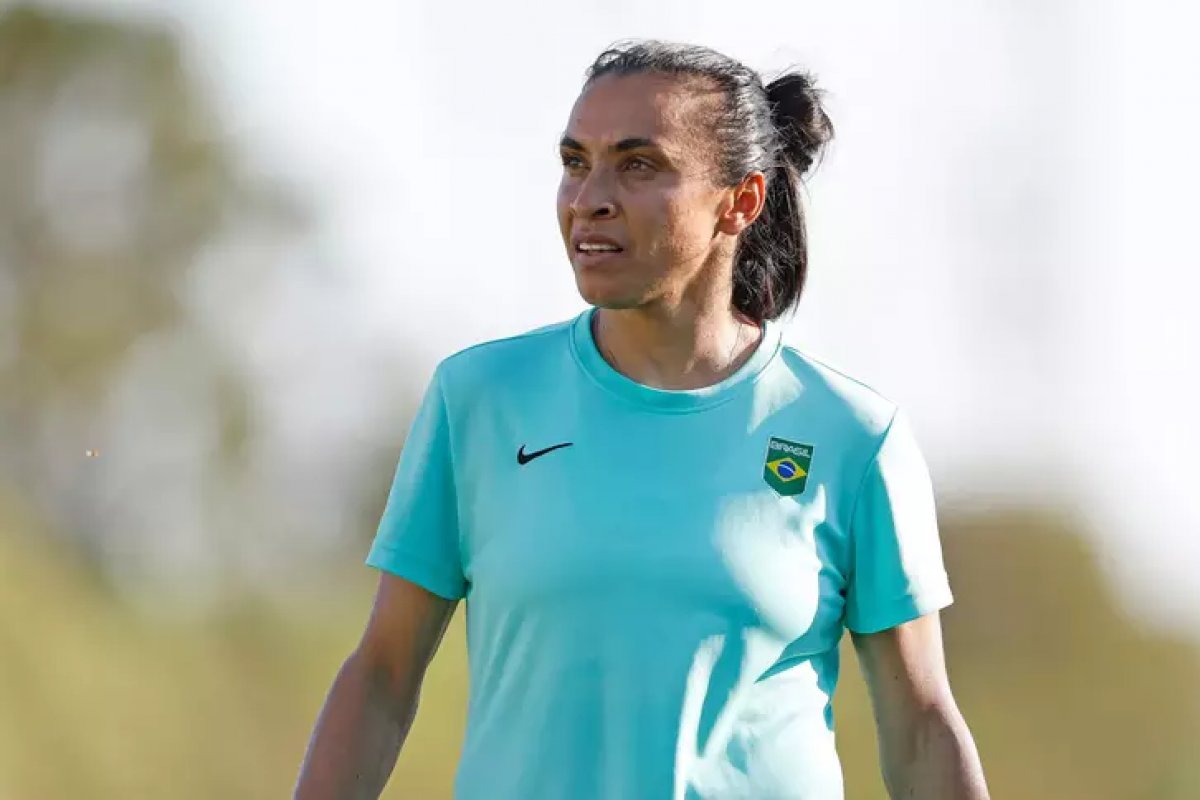 Marta se torna a segunda brasileira com mais medalhas