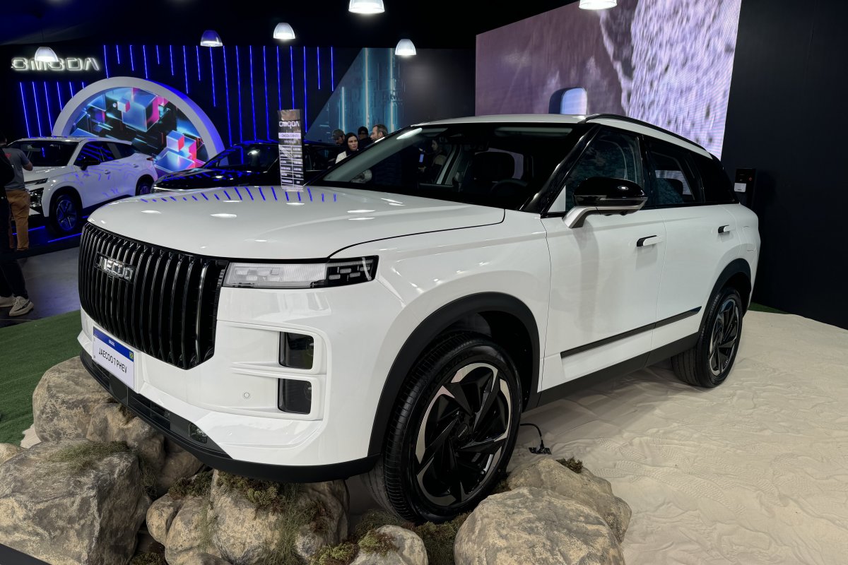 Omoda Jaecoo prepara SUVs híbridos e elétricos para início das vendas em 2025, no Brasil