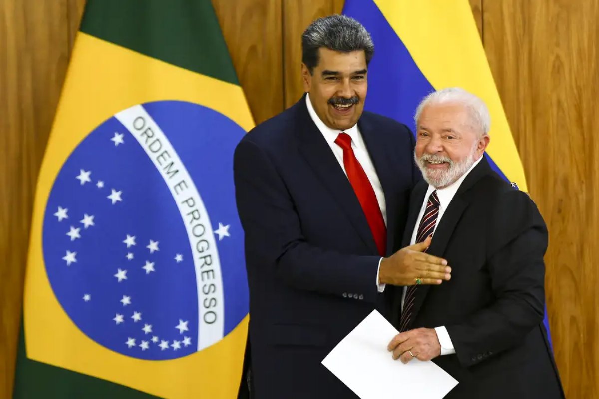 Brasil condiciona reconhecimento da eleição de Maduro à divulgação das atas