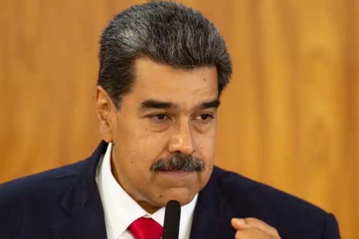 Estados Unidos estão negociando anistia para que Maduro deixe poder na Venezuela, diz jornal