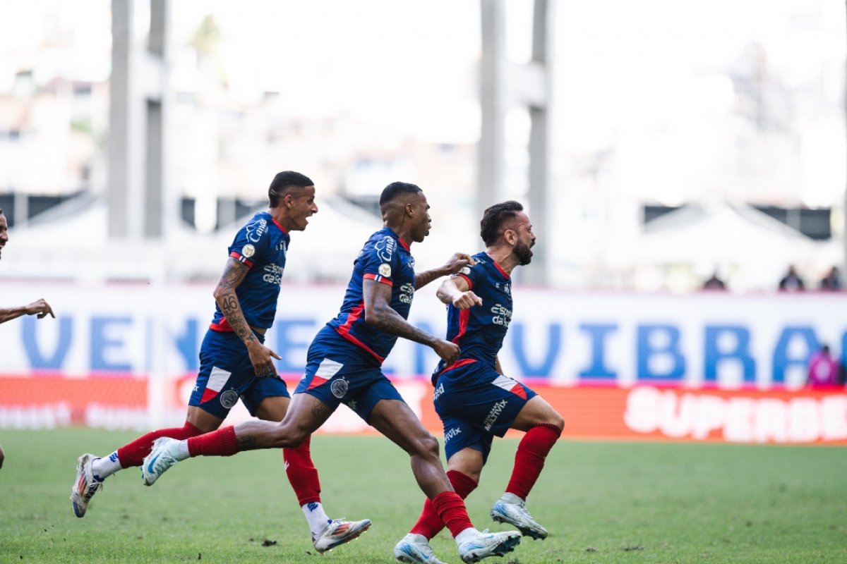 Vídeo: Em último Ba-Vi do ano, Bahia vence Vitória na Fonte Nova; confira os gols