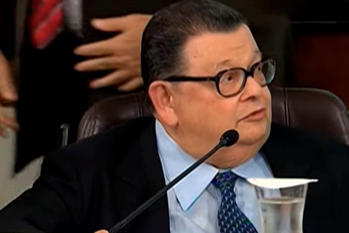 Ex-ministro Delfim Netto morre aos 96 anos em São Paulo