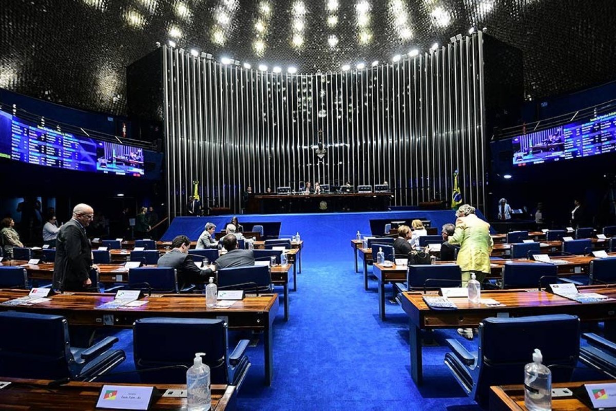 Proposta para renegociação das dívidas dos estados deve ser votada no Senado nesta terça (13)