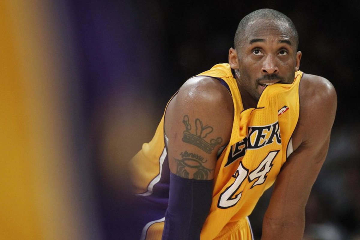 Helicóptero que matou Bryant tinha nove pessoas a bordo