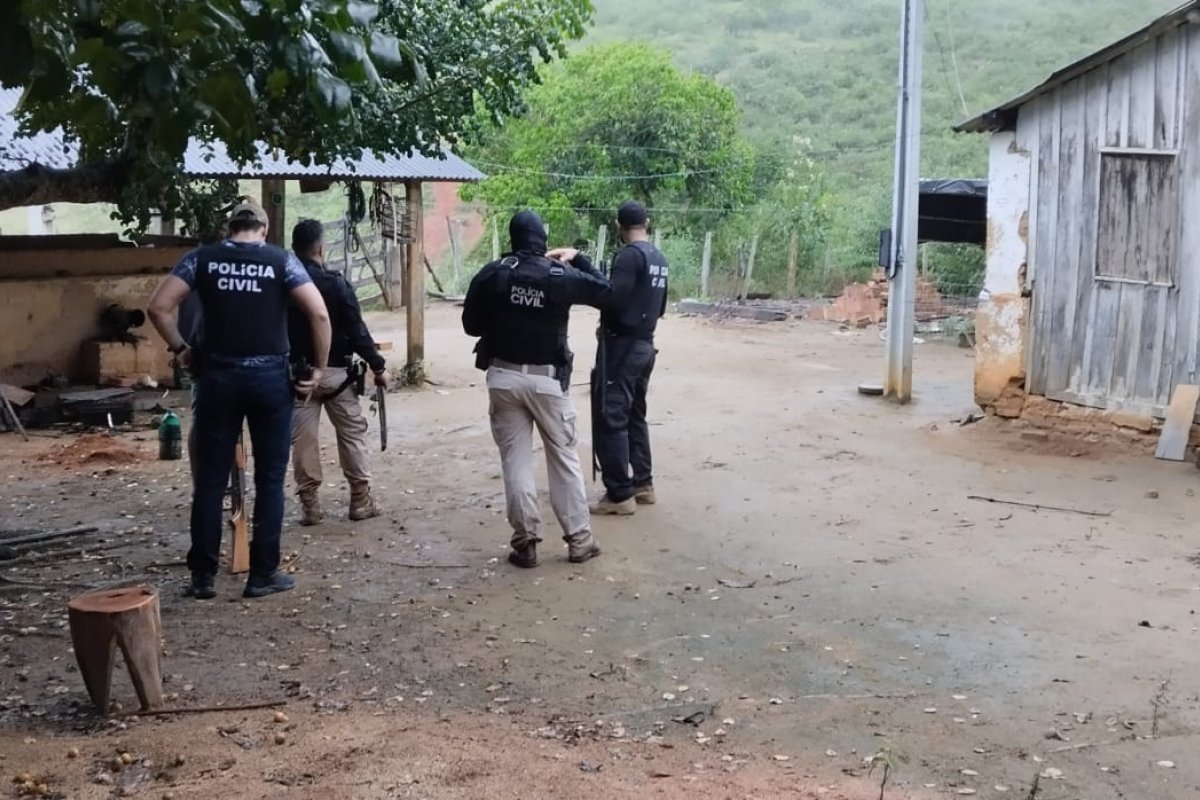 Homem suspeito de homicídio é preso em Teixeira de Freitas