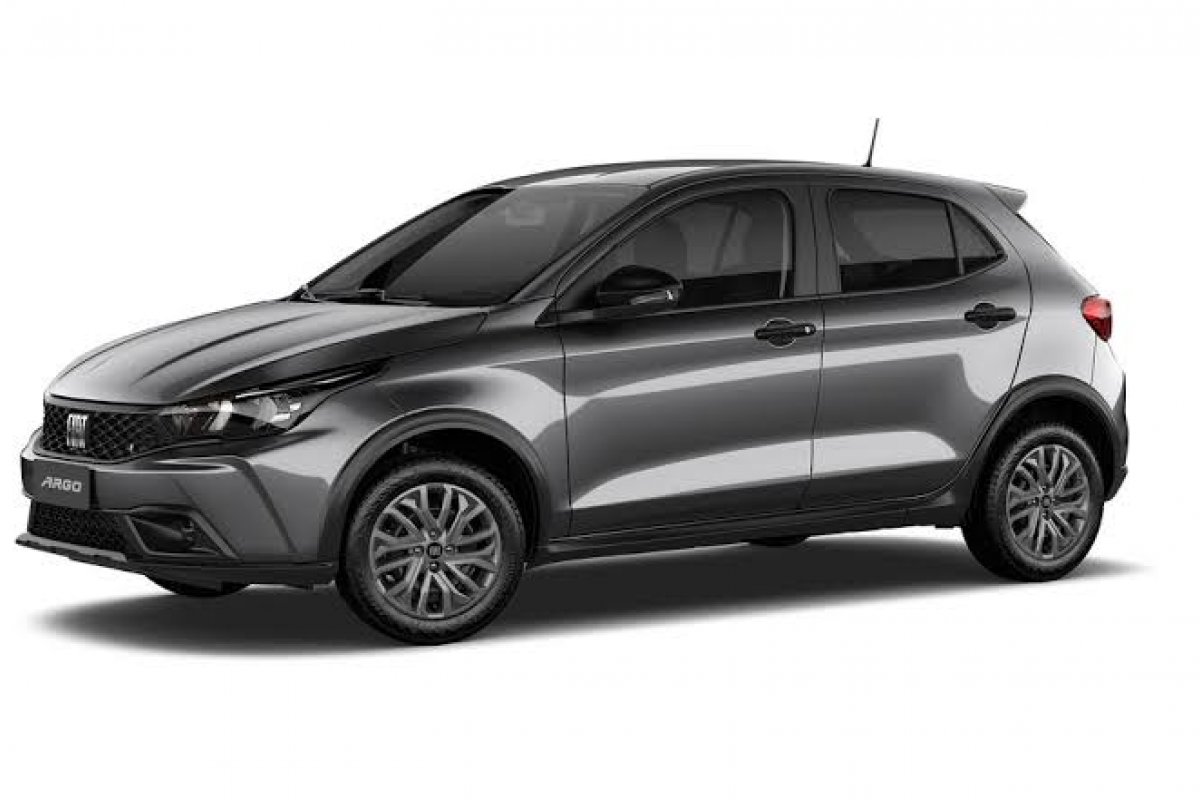 Fiat Argo ganha nova versão Endurance contra Polo Robust