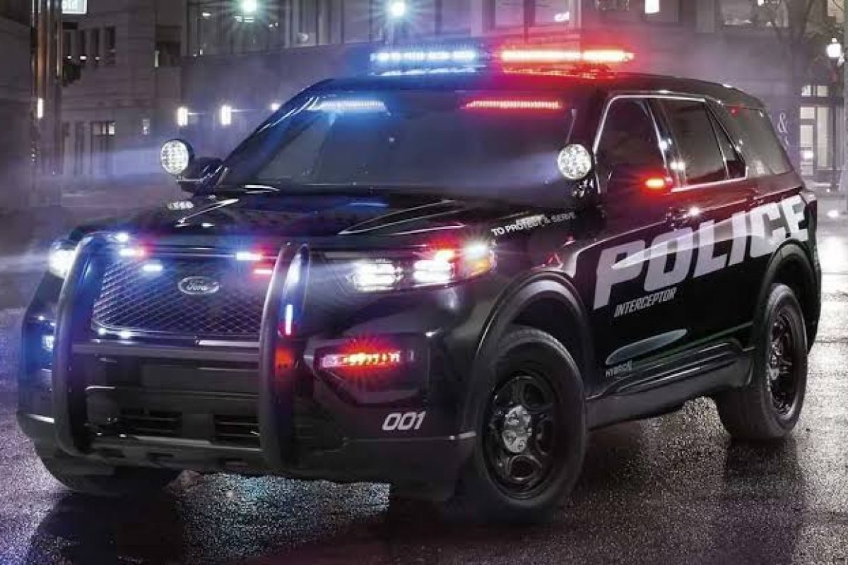 Ford Explorer 2025 ganha nova versão viatura com motor híbrido nos EUA