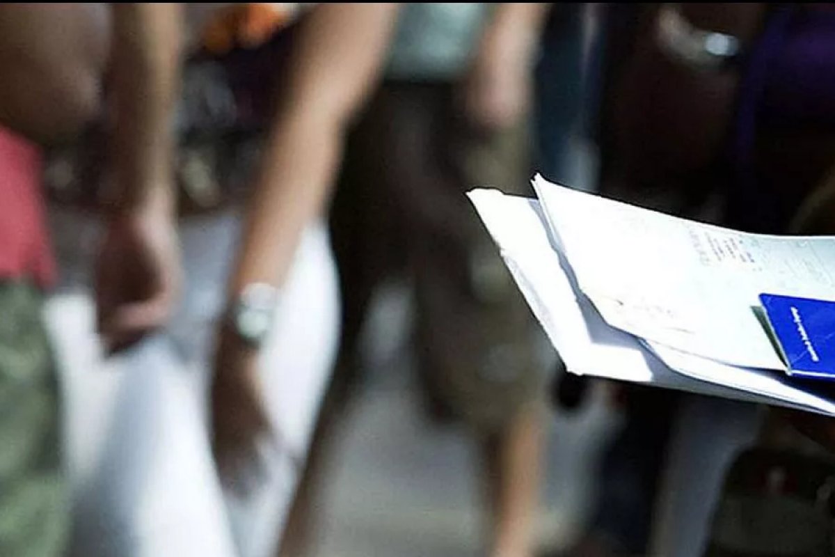 SineBahia divulga vagas de emprego disponíveis para esta segunda-feira (19)