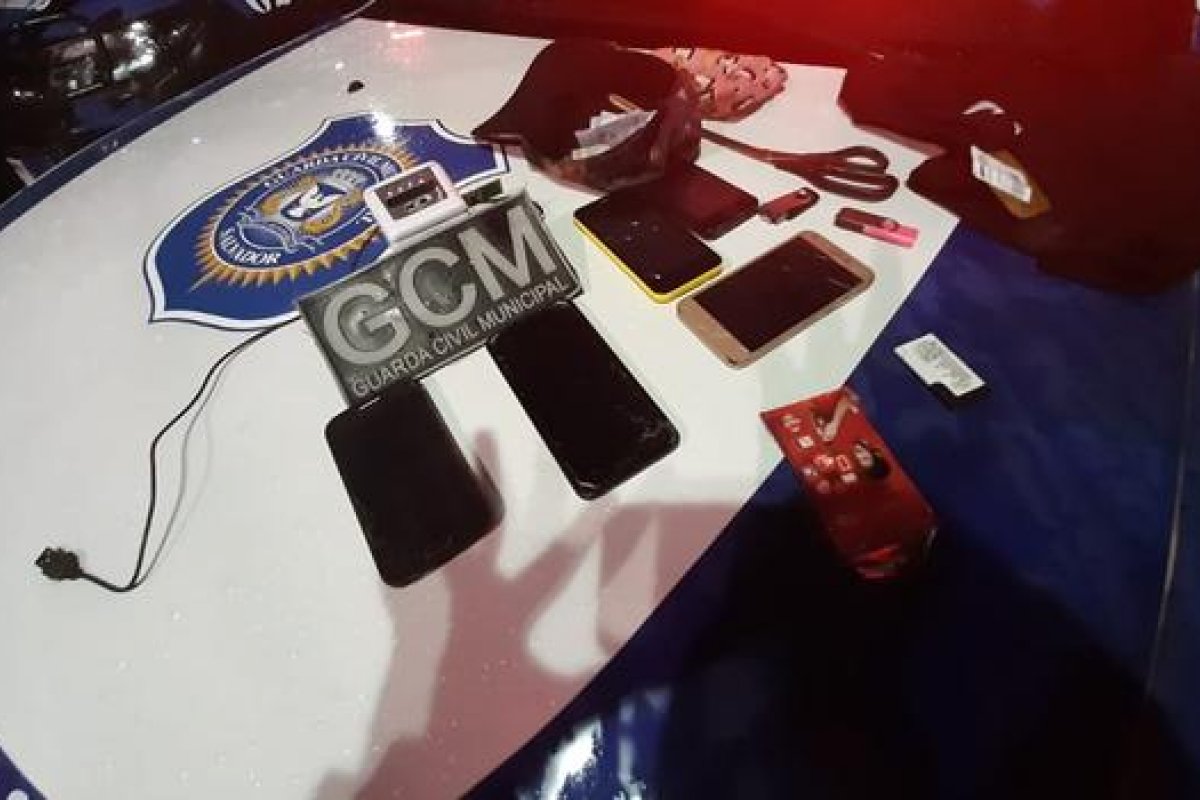 Homem é preso após tentar invadir Mercado de Cajazeiras, em Salvador