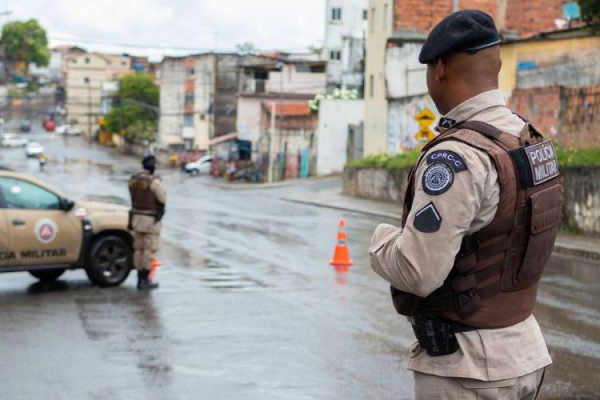 Confronto entre policiais e criminosos deixa dois mortos na Ilha de Itaparica