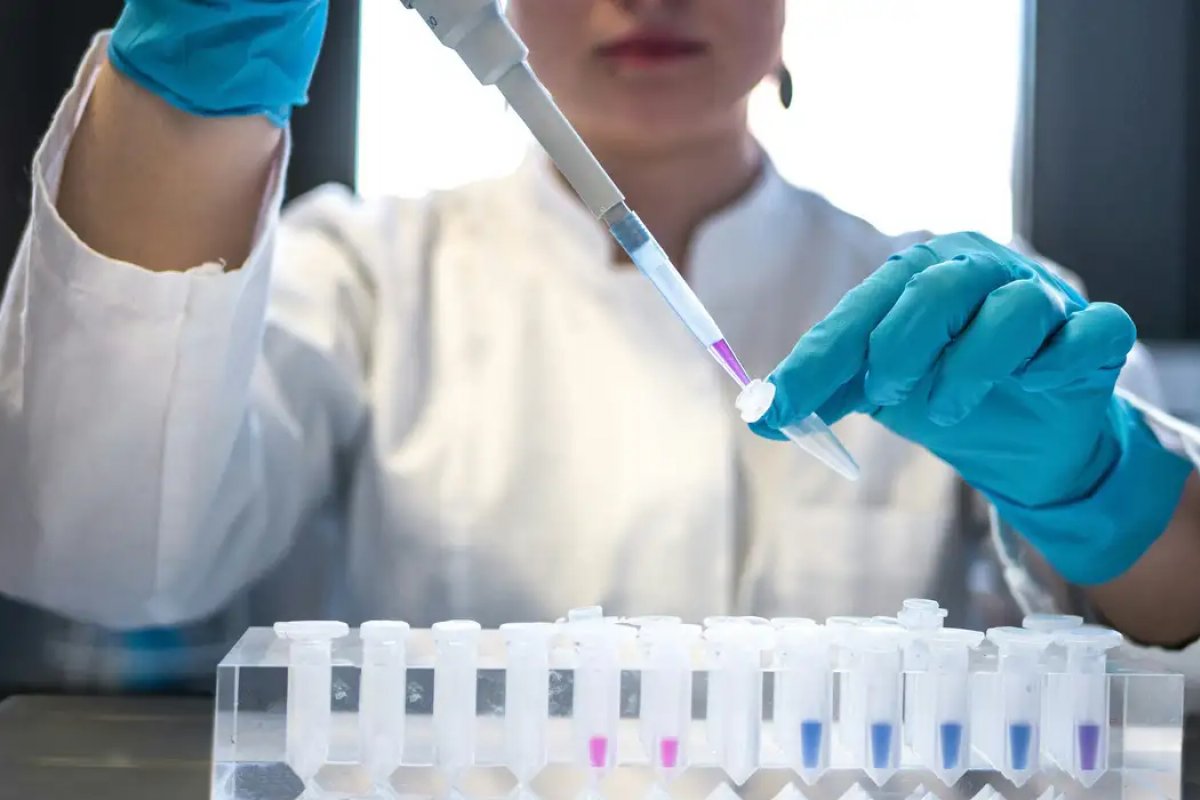 Brasil fica em 13º em produção científica no mundo e vê queda nos últimos anos