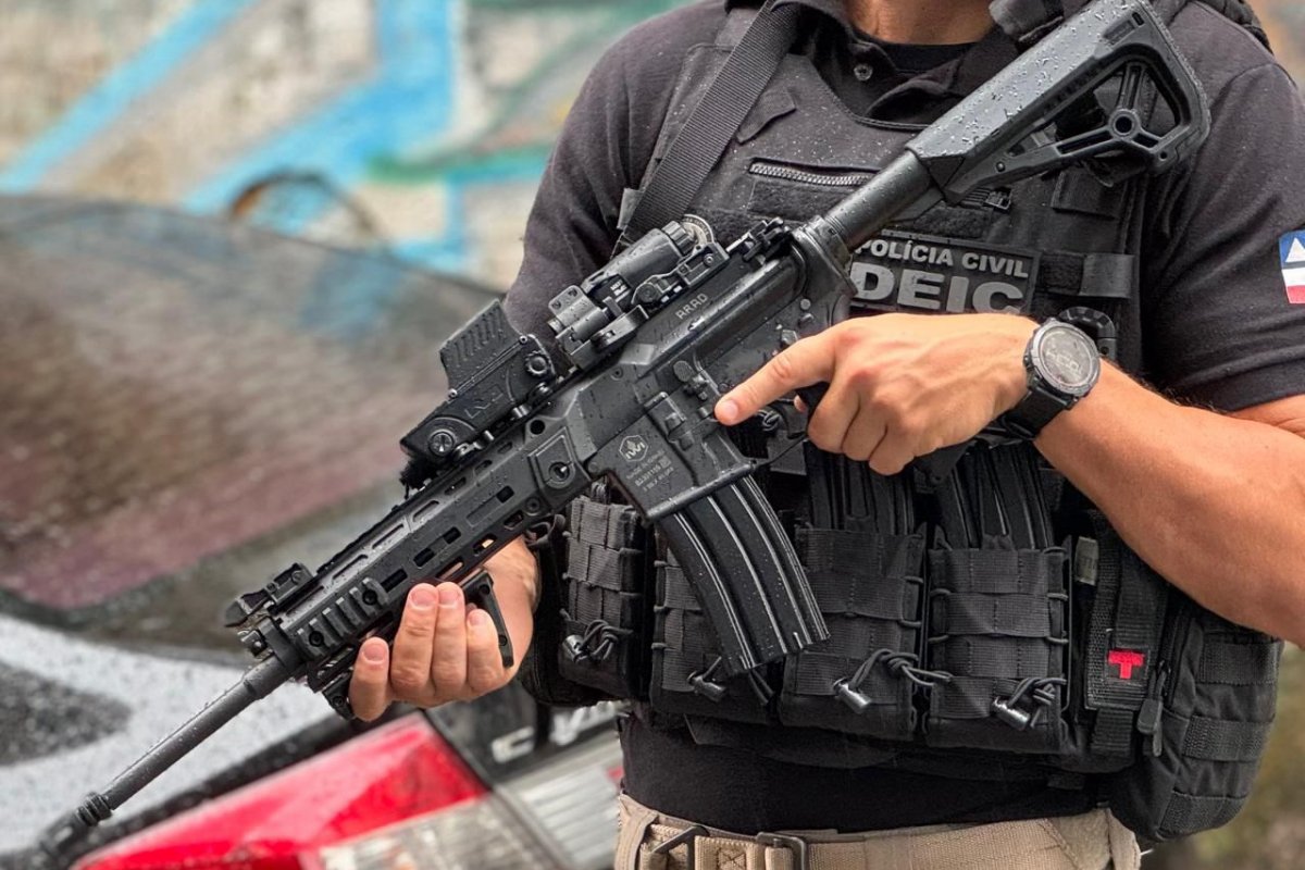 Suspeito apontado como líder de organização criminosa do bairro de Tancredo Neves é morto em confronto com policiais