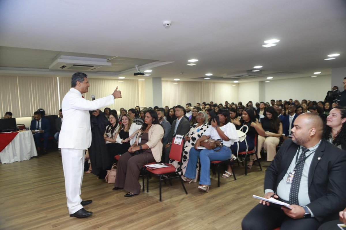 Vivaldo Amaral propõe levar o júri popular às comunidades