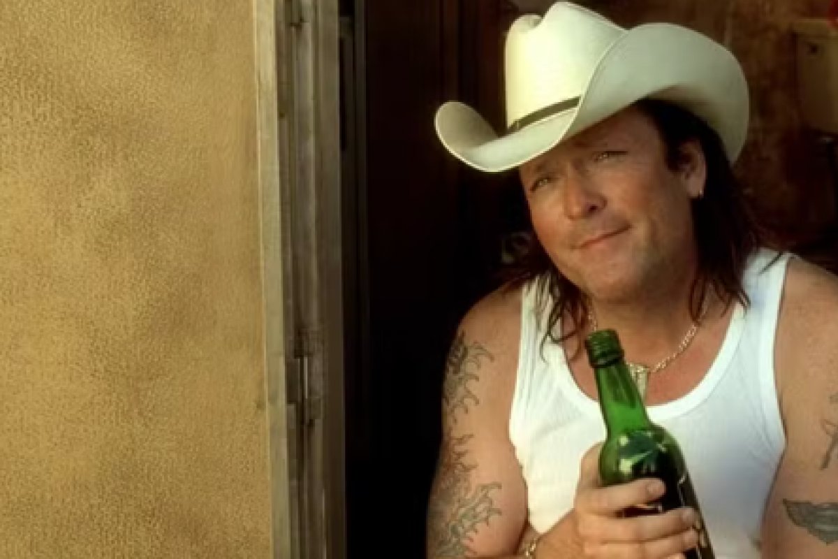 Ator americano é preso por agressão doméstica nos EUA