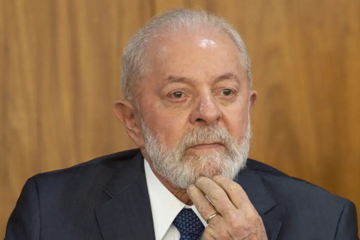 Lula encerra transparência de emenda para compra de máquinas em ano eleitoral