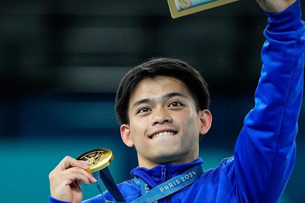 Ginasta Carlos Yulo acusa mãe de desvio de prêmios após Olimpíada de Paris