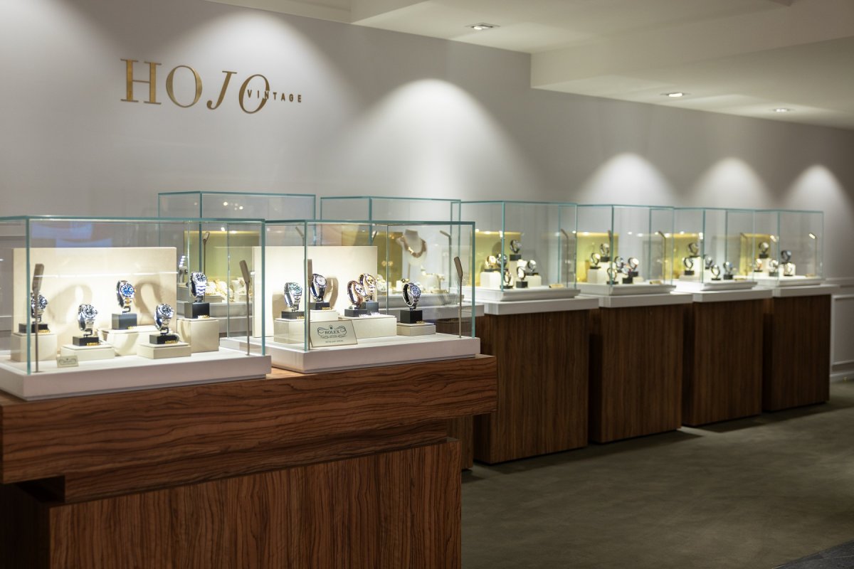 Galeries Lafayette Paris Haussmann abre espaço dedicado a joias e relógios de grife de segunda mão!