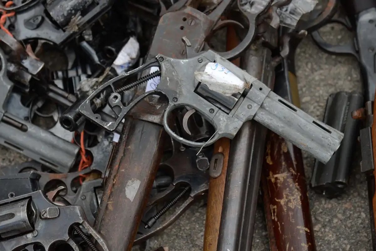 Senado aprova urgência de projeto que derruba trechos do decreto de Lula sobre armas