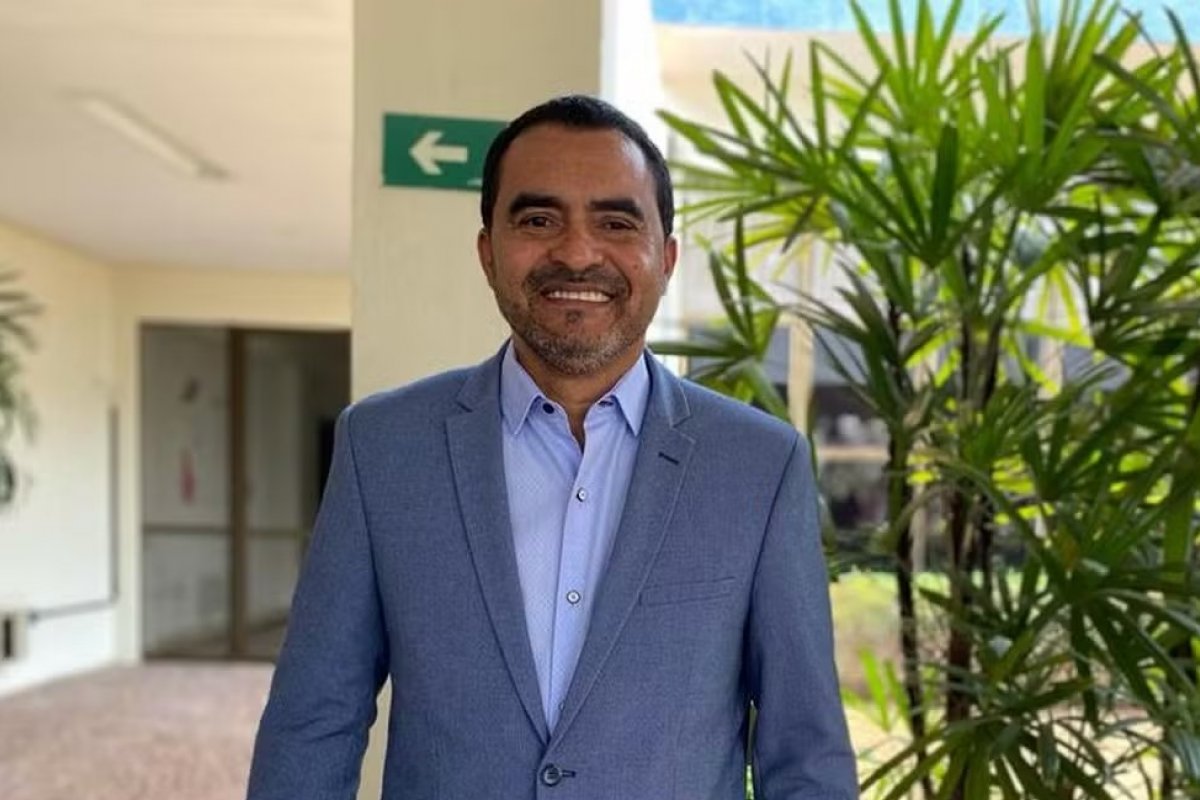 Governador do Tocantins, Wanderlei Barbosa, é alvo de operação da Polícia Federal