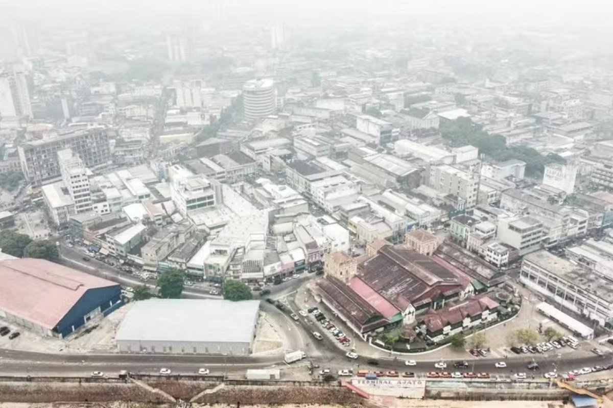 Amazônia tem pior temporada de queimadas em 17 anos; fumaça se espalha e afeta 10 estados