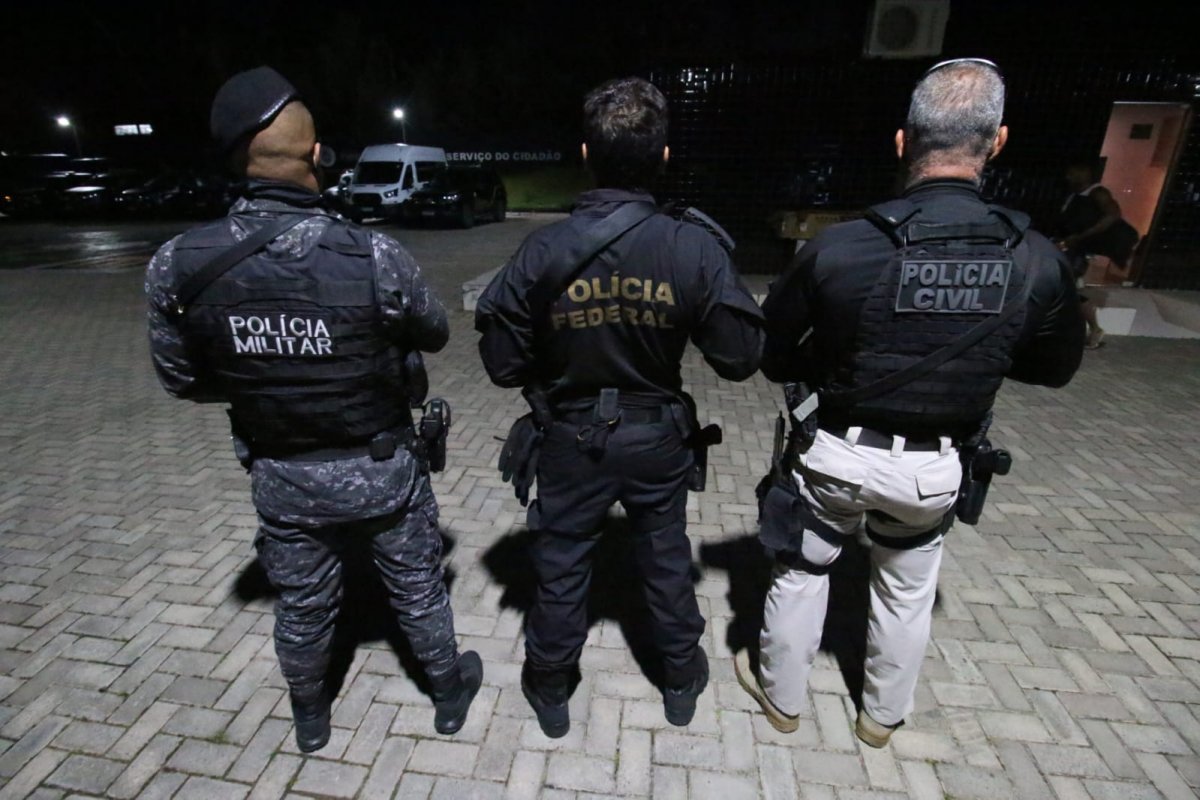 Polícia baiana prendeu 11 mil criminosos em 2024; a média é de 51 prisões diárias