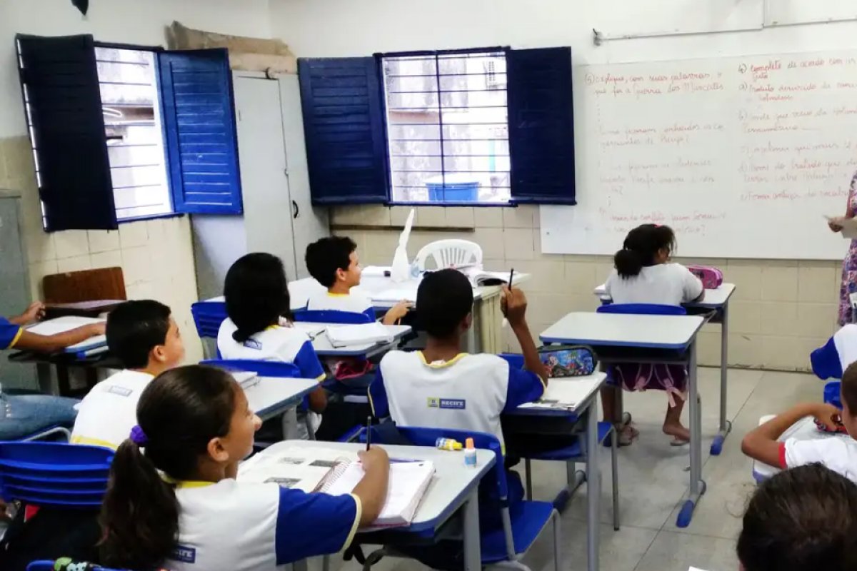 Brasil tem 3,5 vezes mais alunos com deficiência do que indicam dados oficiais, diz pesquisa