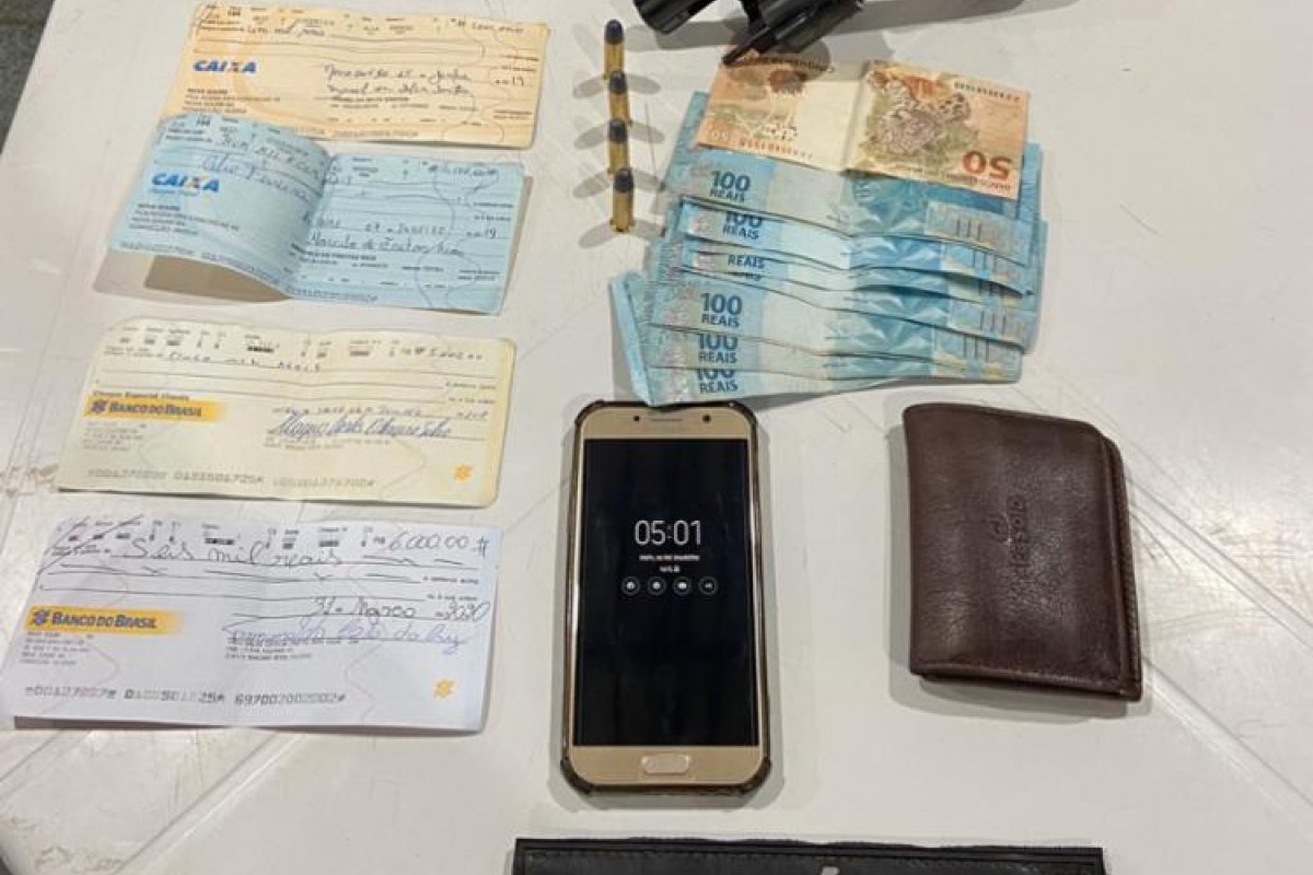 Duas armas são apreendidas em menos de 24h no interior da Bahia