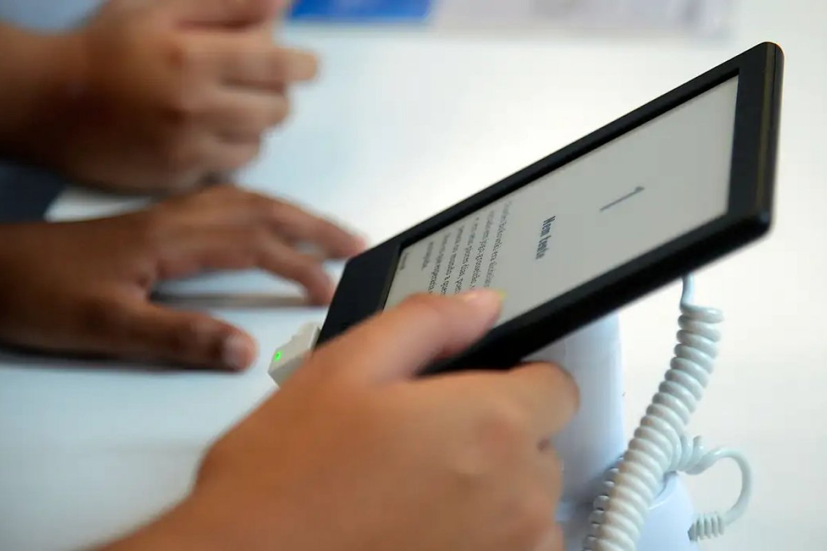 Governo leva internet a 500 mil alunos de escolas do Norte e Nordeste