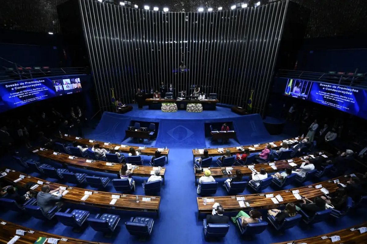 PSD e PT miram negociação envolvendo disputa pelo Senado em 26