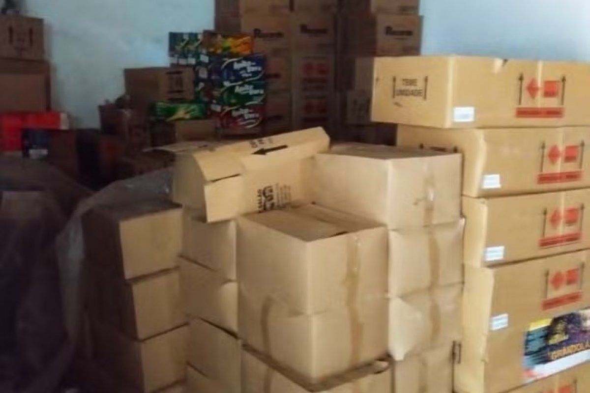 Herdeiro de fábrica de fogos de artifício é processado por produção ilegal; unidade explodiu e matou 64 pessoas em 1998