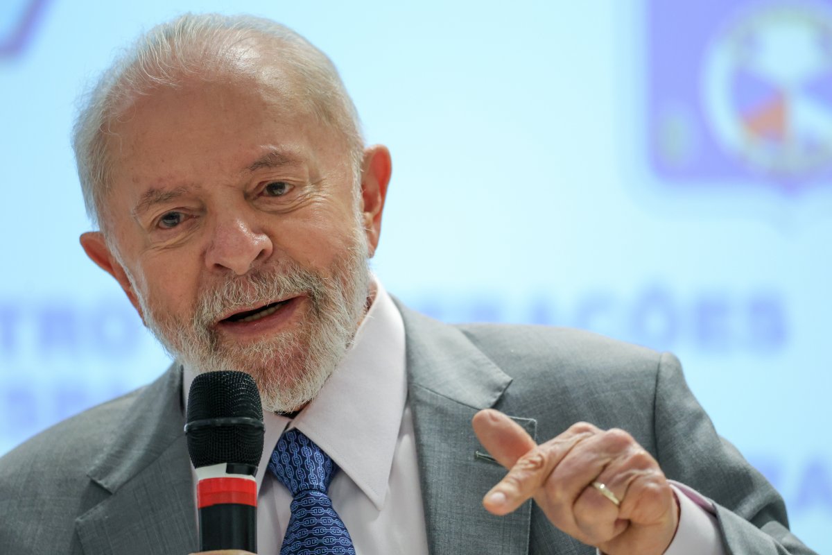 Lula critica quantidade de acionistas da Vale e compara a empresa com cachorro com muito dono