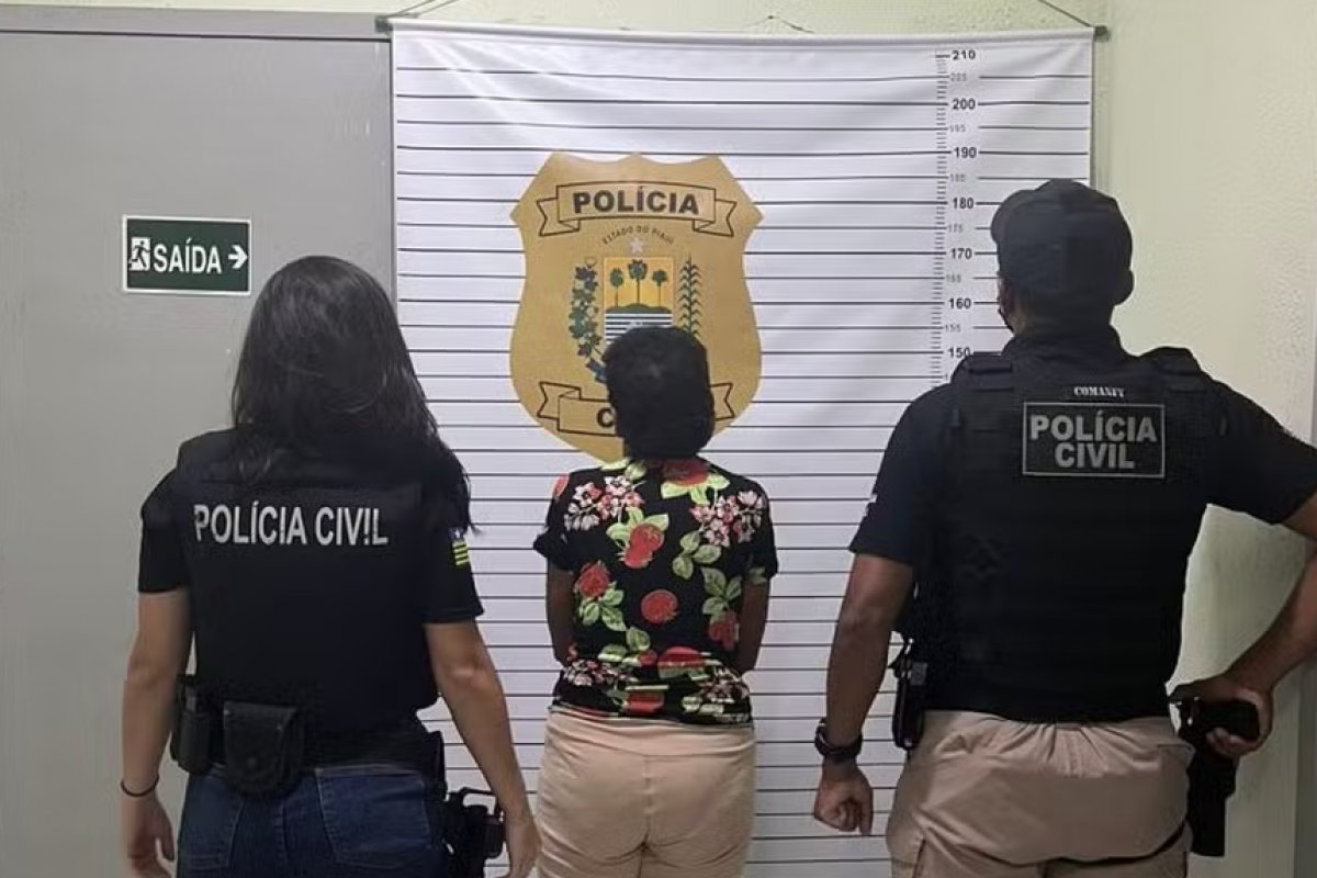 Vídeo: mulher é presa após supostamente envenenar crianças com frutas