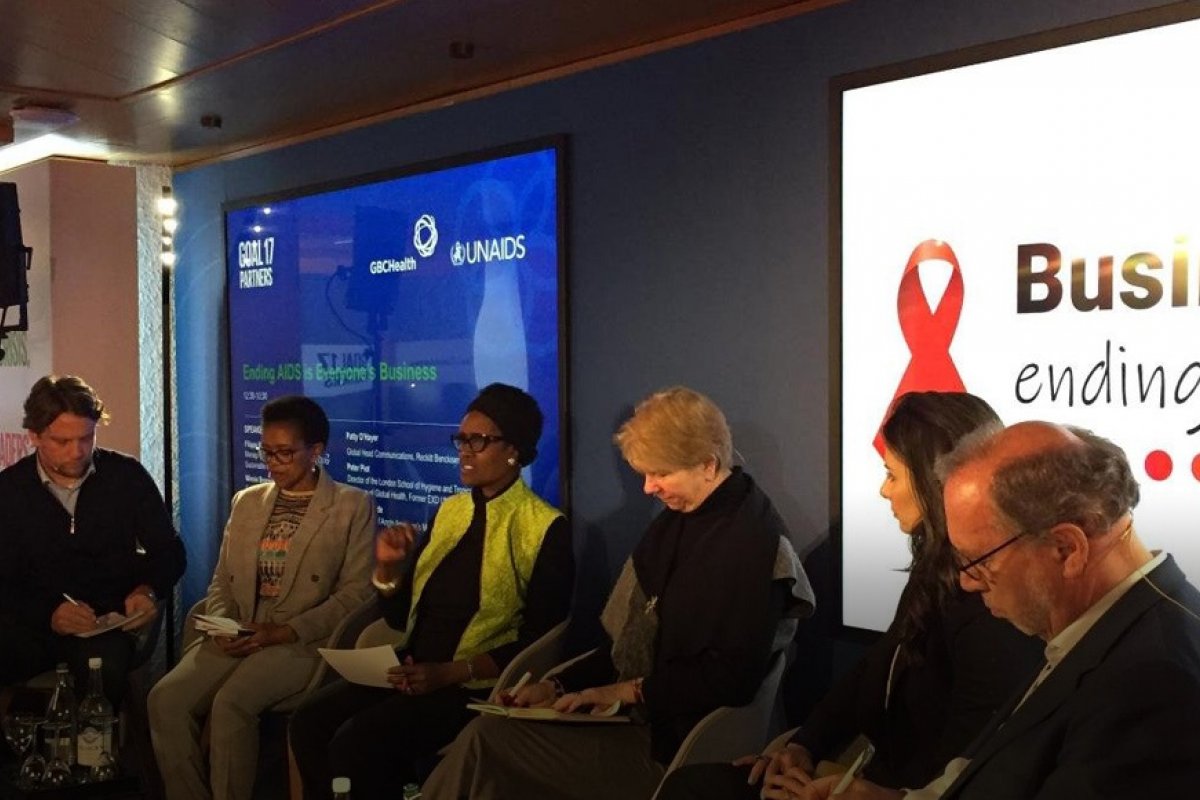 Projeto Aliança Empresarial para Acabar com a AIDS é lançado em Davos, na Suíça