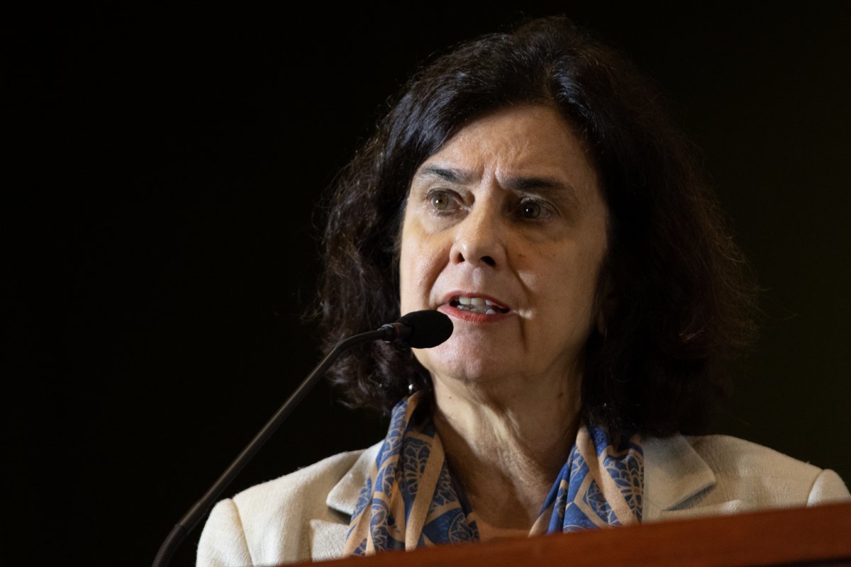 Plano contra dengue será lançado e vacina não é principal estratégia, diz Nísia