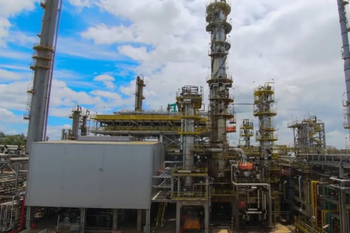 Mubadala planeja investir US$ 3 bilhões em biorrefinaria na Bahia