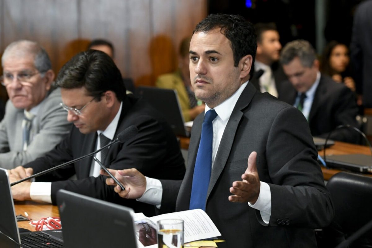 Vídeo: Glauber Braga afirma que Musk deve respeitar soberania brasileira e aceitar consequências