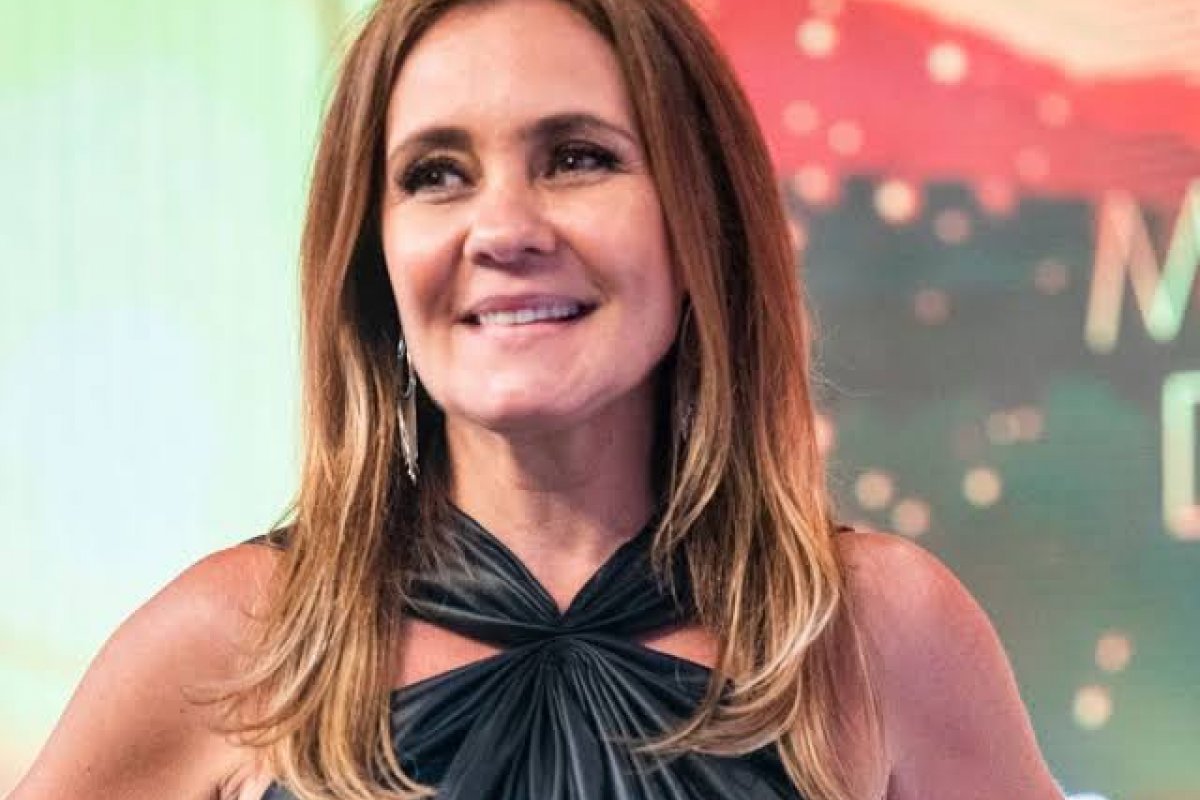 Adriana Esteves anuncia aposentadoria!