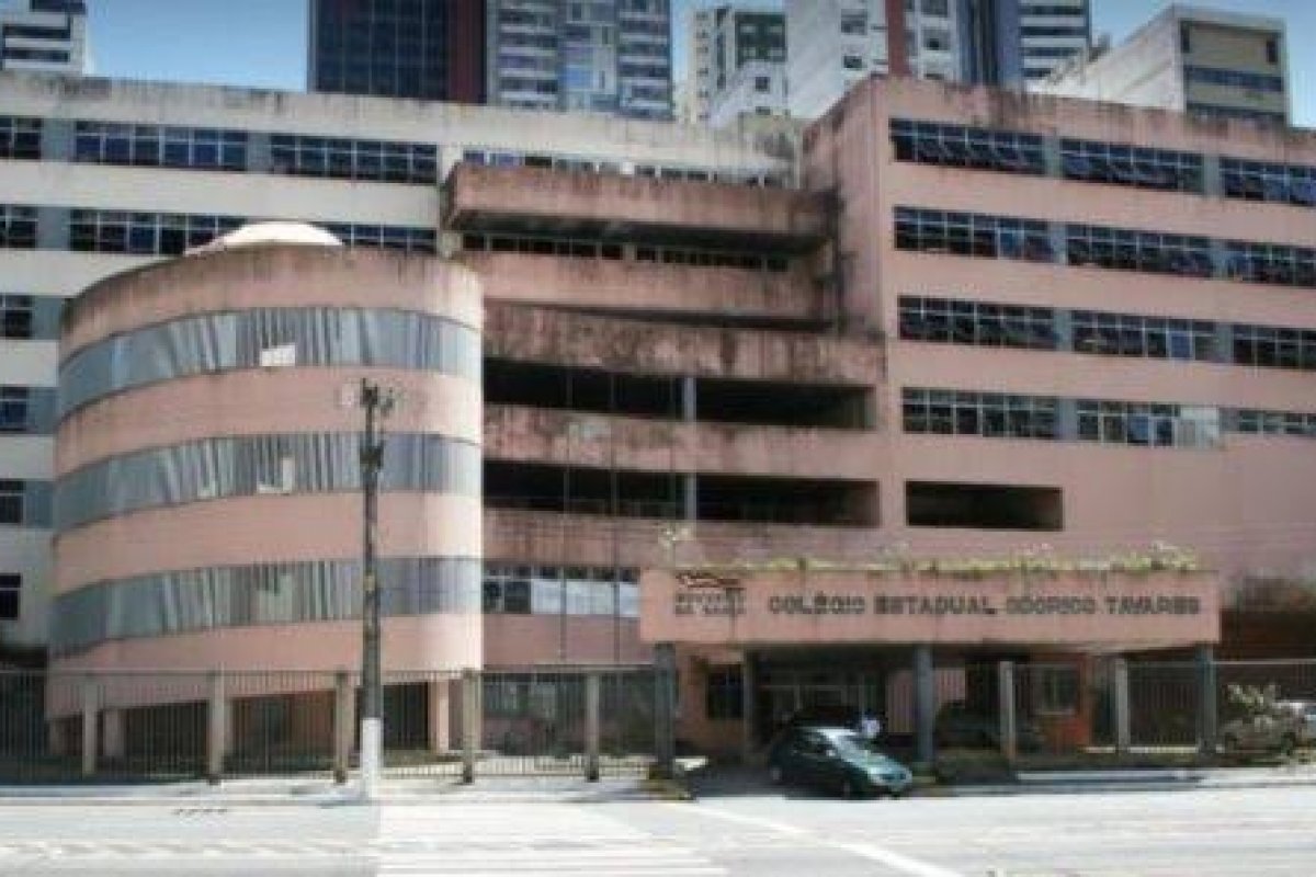 Alba aprova venda do Colégio Odorico Tavares