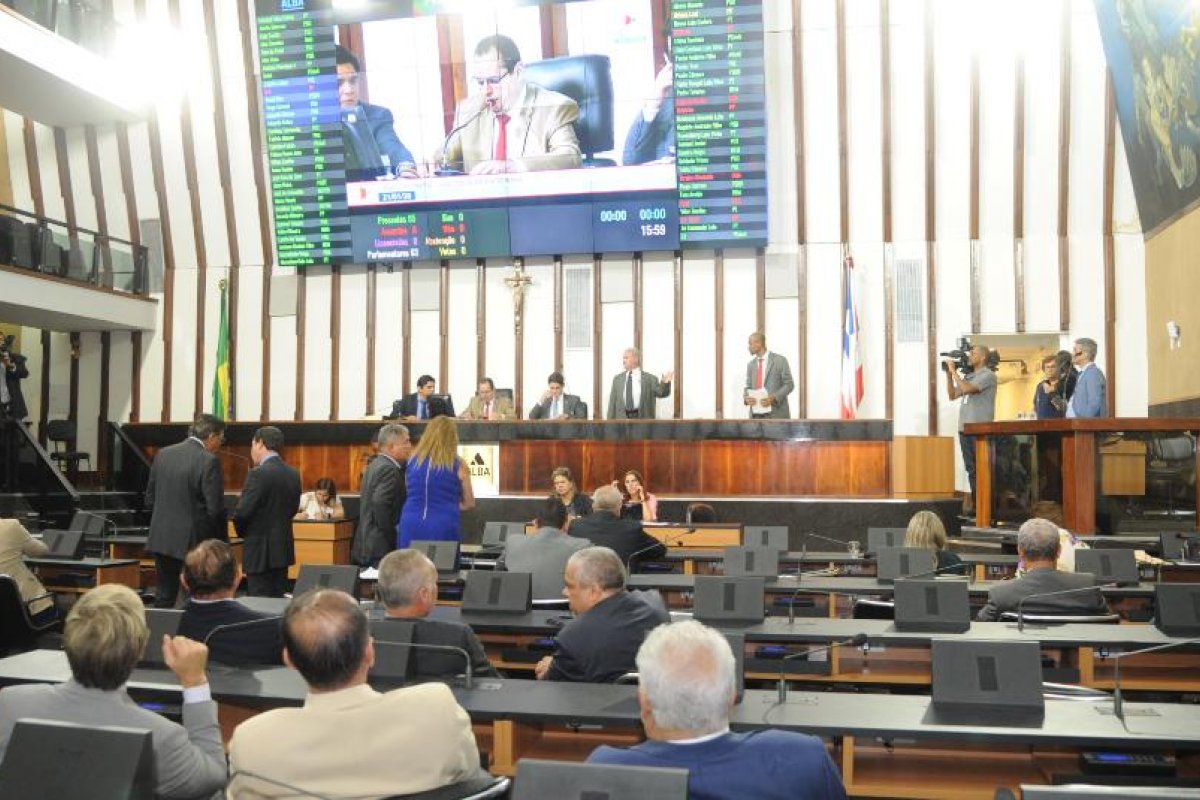 PEC da Previdência estadual será votada na nesta quarta (29)