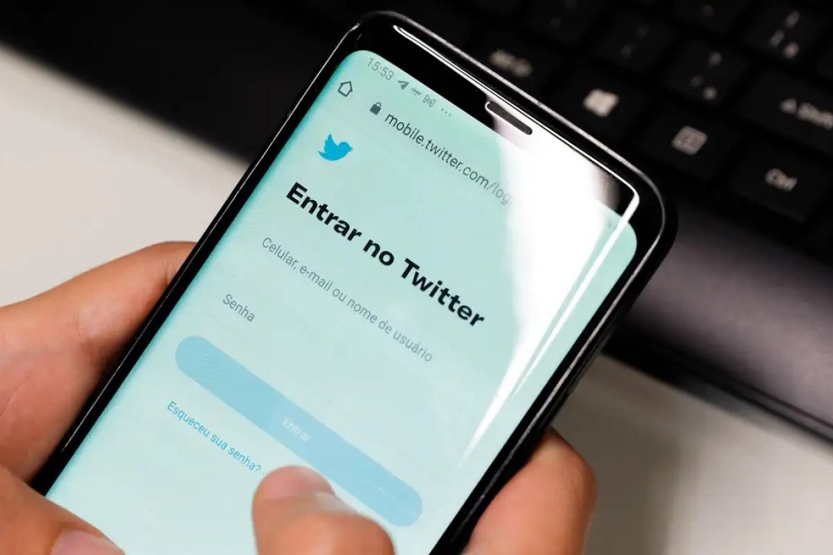 Usuários do X vivem sentimentos de orfandade e ansiedade com suspensão da rede