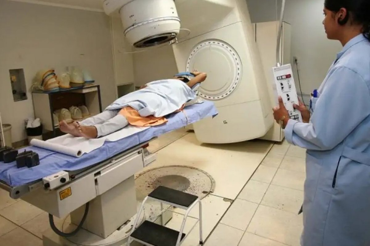 Casos de câncer terão aumento significativo entre homens até 2050, aponta projeção global