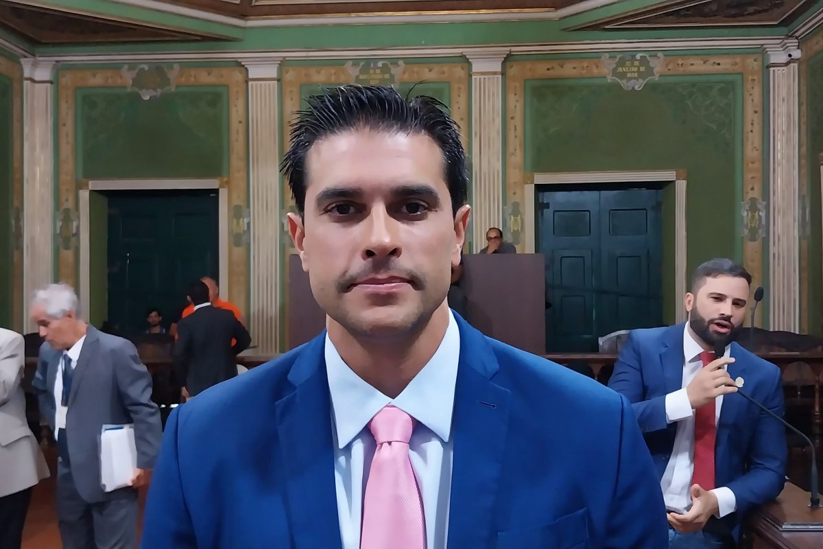 Vídeo: "Vivemos uma verdadeira investida contra a nossa liberdade", diz Alexandre Aleluia em crítica a suspensão do X