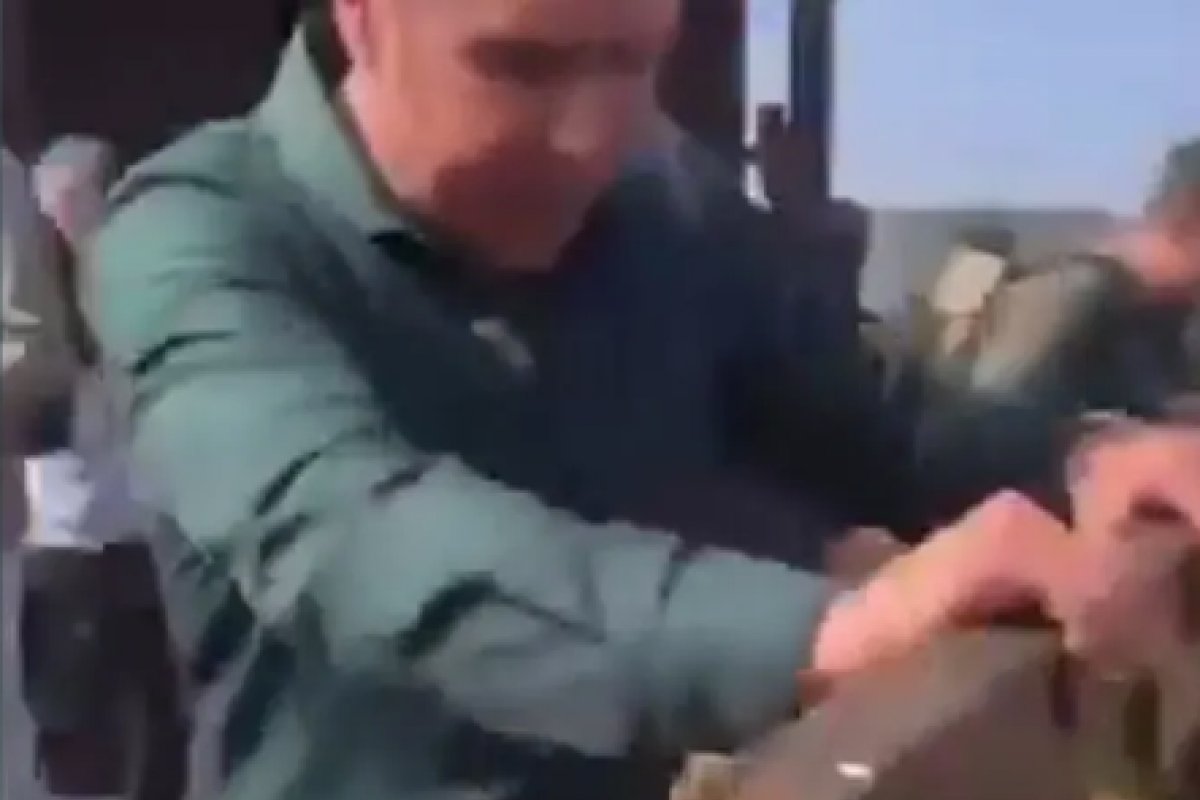 Prefeito que ameaçou colocar Moraes na Guilhotina incitou crime, diz PF