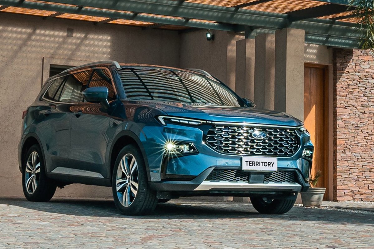Ford Territory 2025 ganha partida e climatização remota