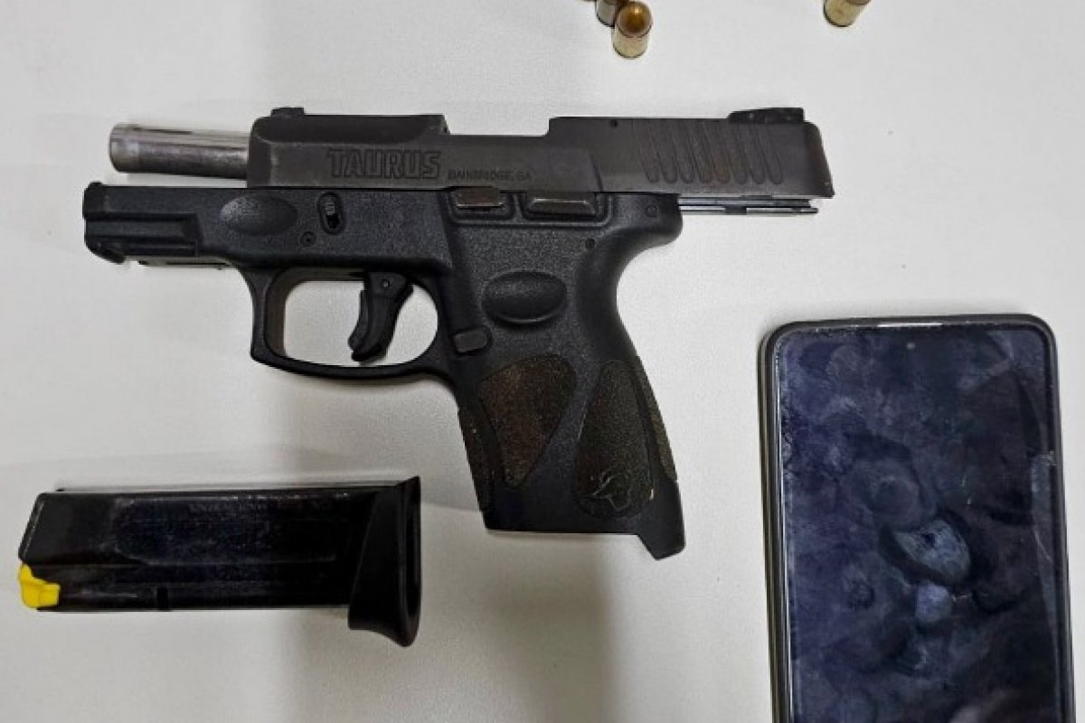 Três homens são presos por PMs e tem arma apreendida em Ilhéus