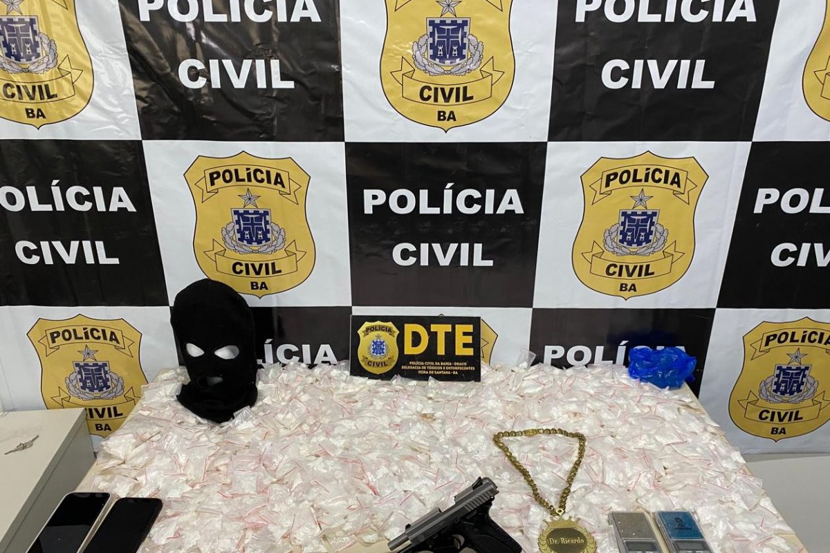 Homem é preso em flagrante em Feira de Santana por tráfico de drogas