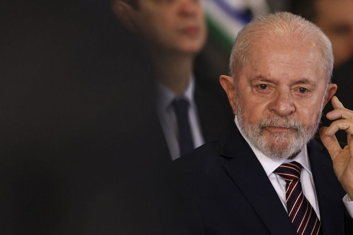 Lula sanciona lei para "limpar o nome" dos cidadãos afetados pelas enchentes no Rio Grande do Sul